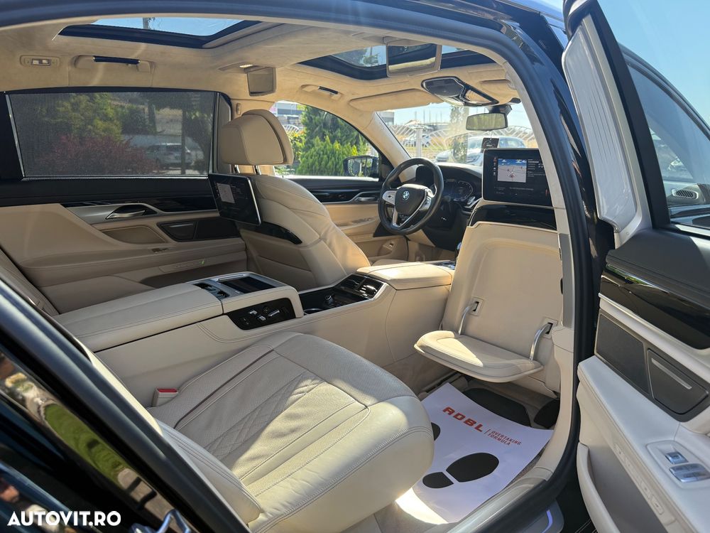 BMW Seria 7 740Ld xDrive MHEV - 31