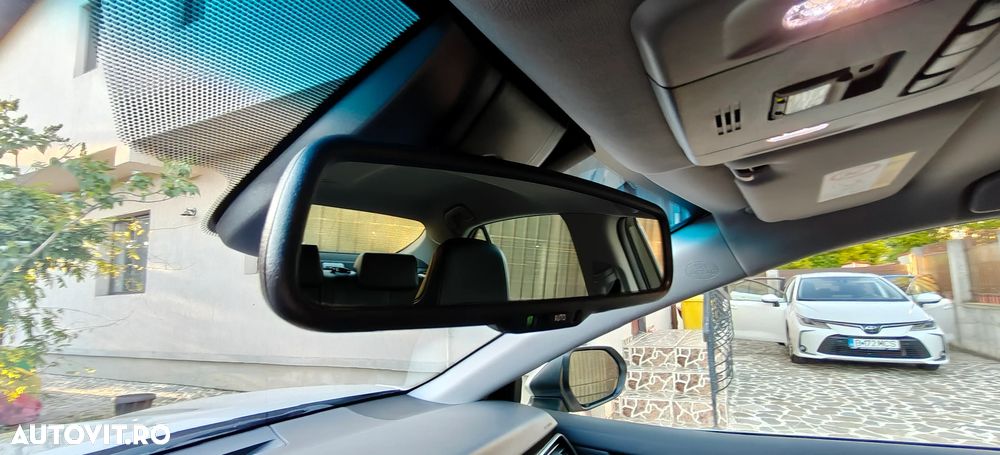 Toyota Camry 2.5 Dynamic - 21