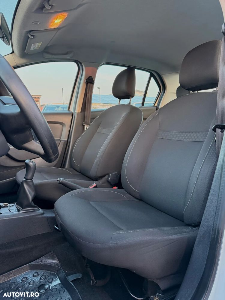 Dacia Logan 0.9 TCe Ambiance - 17