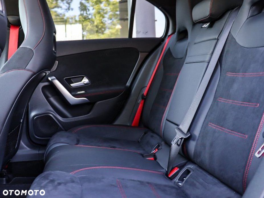 Mercedes-Benz Klasa A 35 AMG 4-Matic 8G-DCT - 13