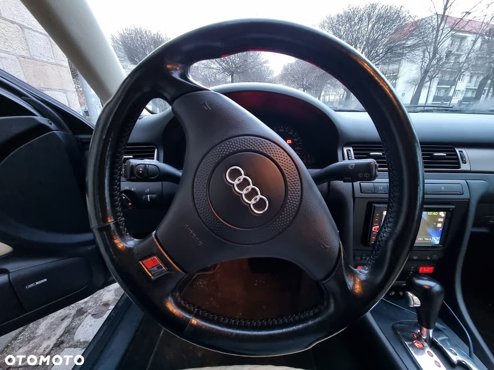 Audi A6 Avant 2.8 30V - 4