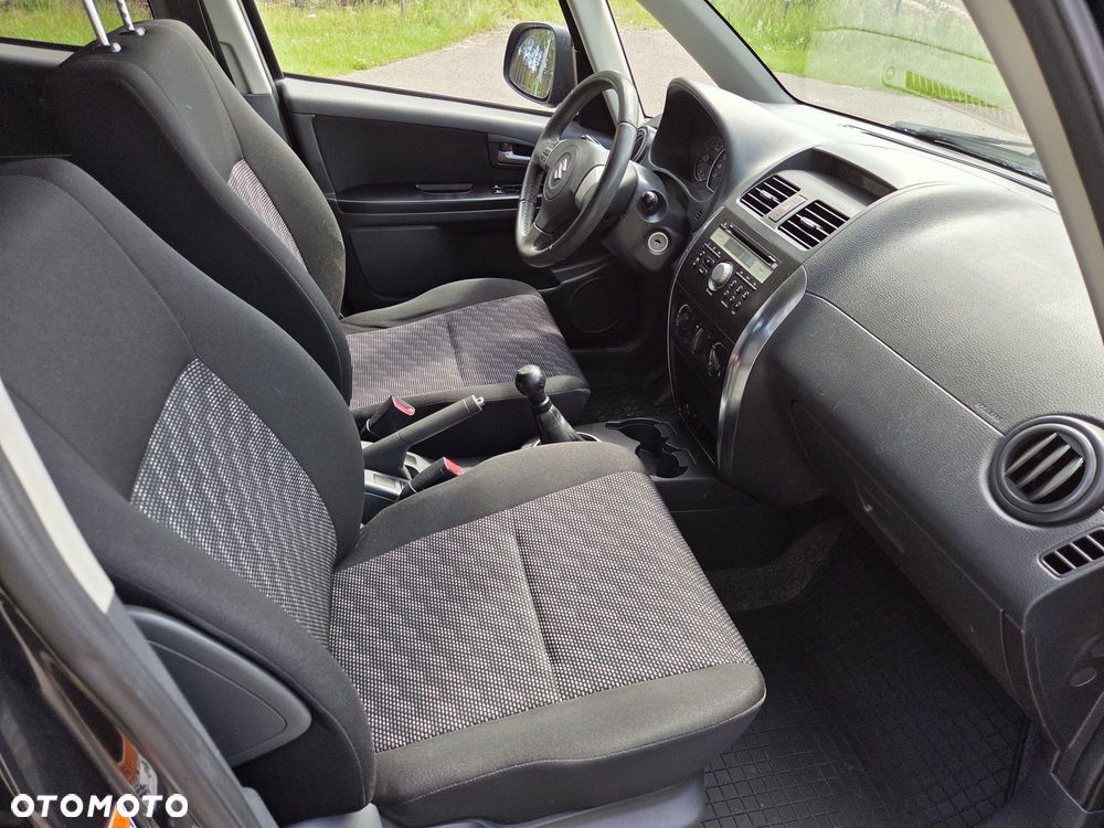 Suzuki SX4 - 15