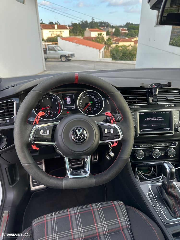 VW Golf 2.0 TSi GTi DSG Performance - 8