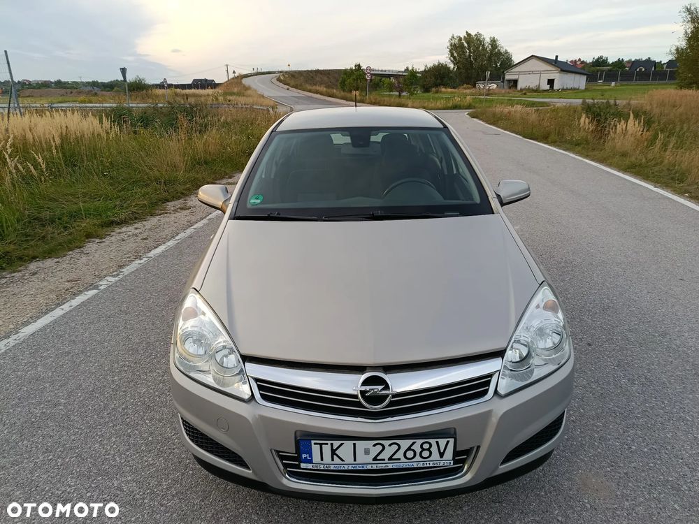Opel Astra 1.6 Color Edition - 15