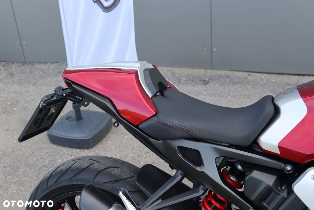 Honda CB - 17