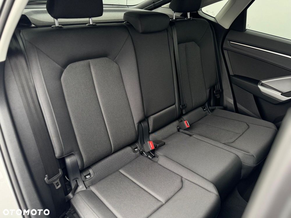 Audi Q3 Sportback 35 TFSI mHEV S tronic - 29