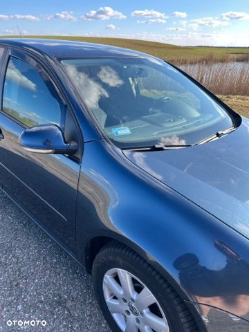 Volkswagen Golf - 10