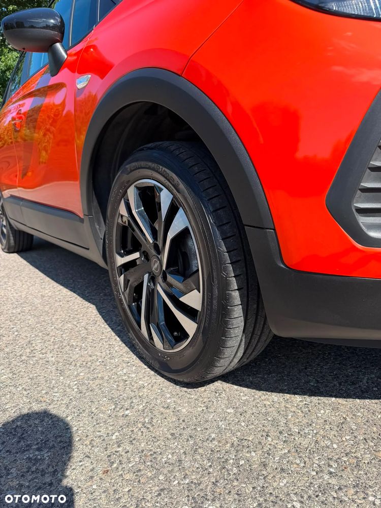 Opel Crossland X 1.2 T Design Line S&S - 7