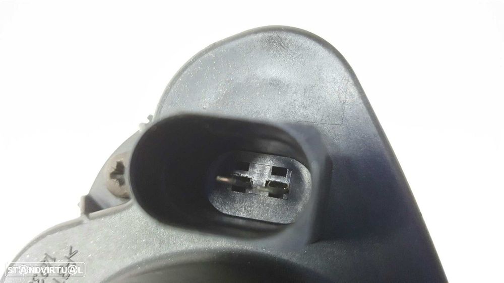 FAROL DE NEVOEIRO ESQUERDO AUDI A6 BERLINA (4B2) 2.5 TDI - 7