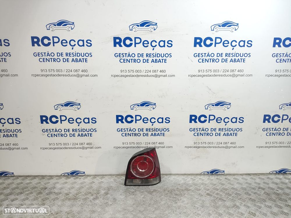 Farolim traseiro trás direito original Volkswagen Polo IV 9N Facelift de 2005 a 2009 - 5
