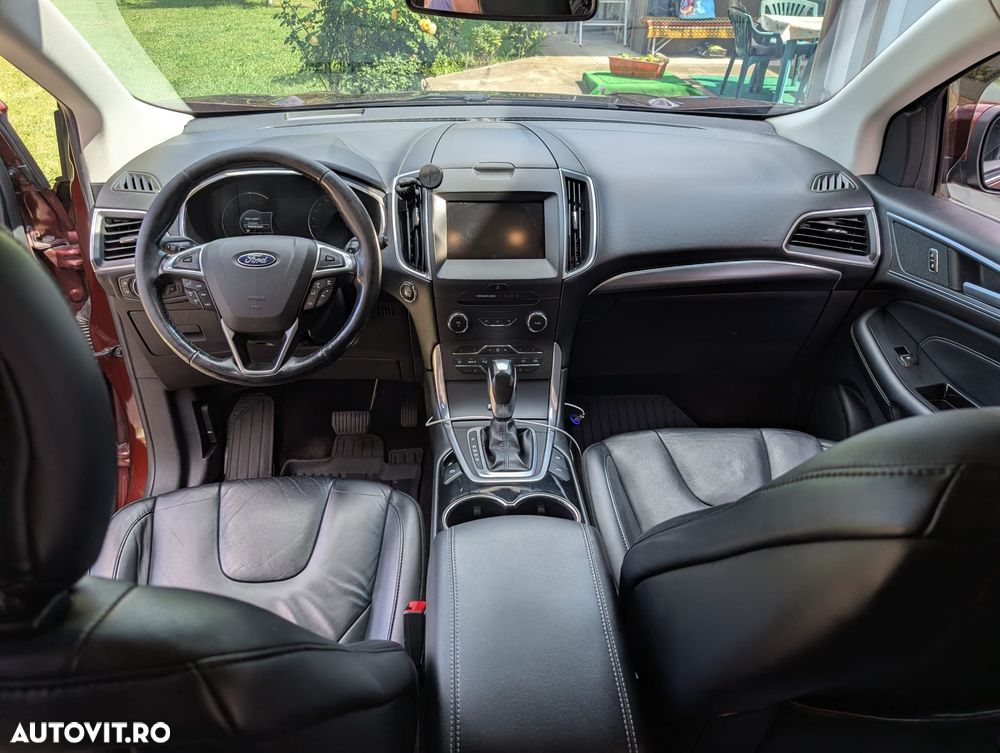 Ford Edge - 8