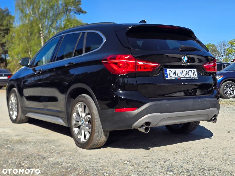 BMW X1 xDrive25i xLine - 12