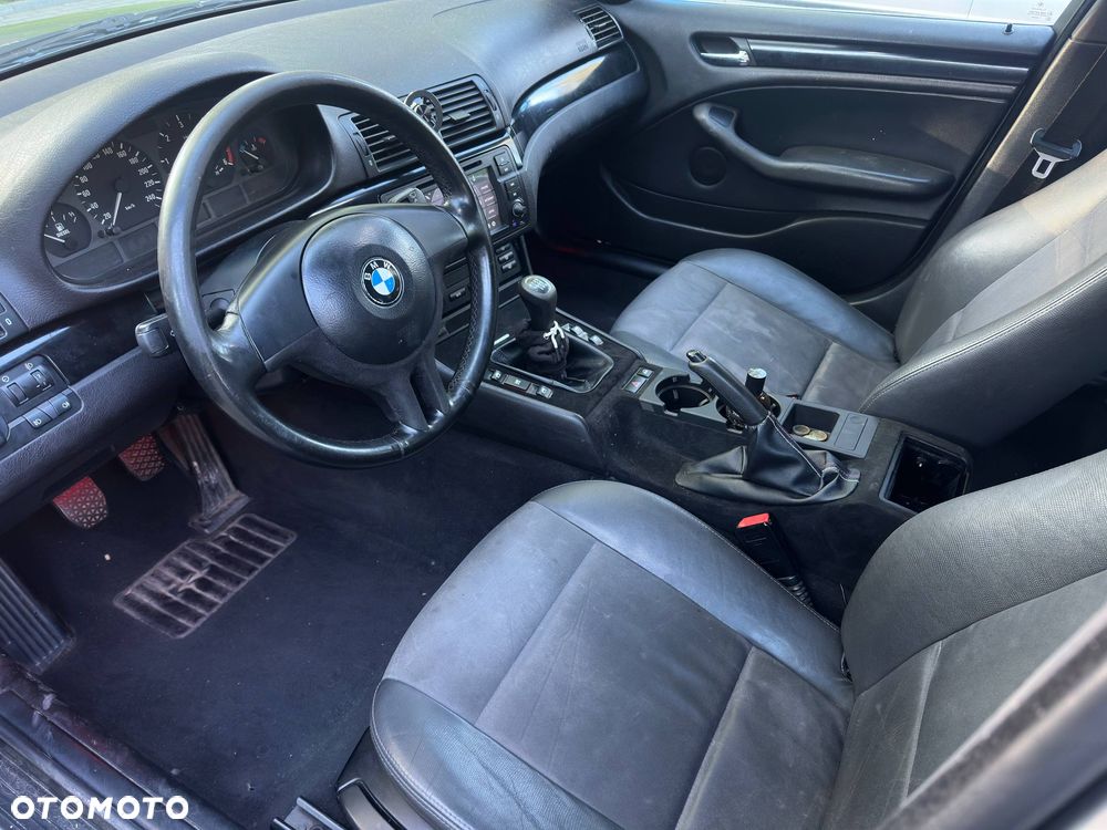 BMW Seria 3 320d - 4