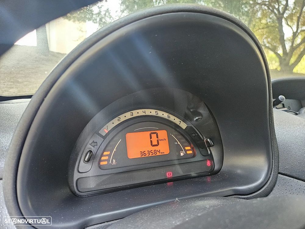 Citroën C2 1.1 - 14