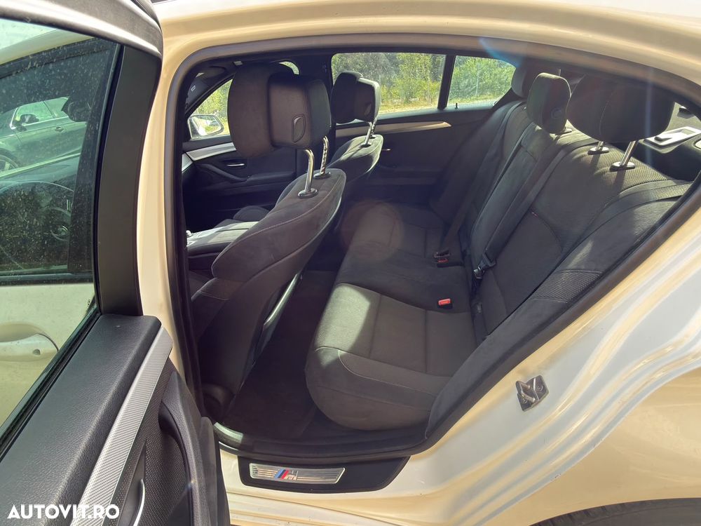 BMW Seria 5 525d Sport-Aut. - 10