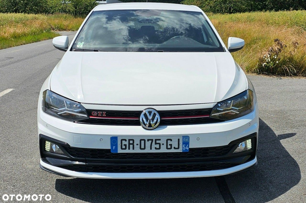 Volkswagen Polo - 30