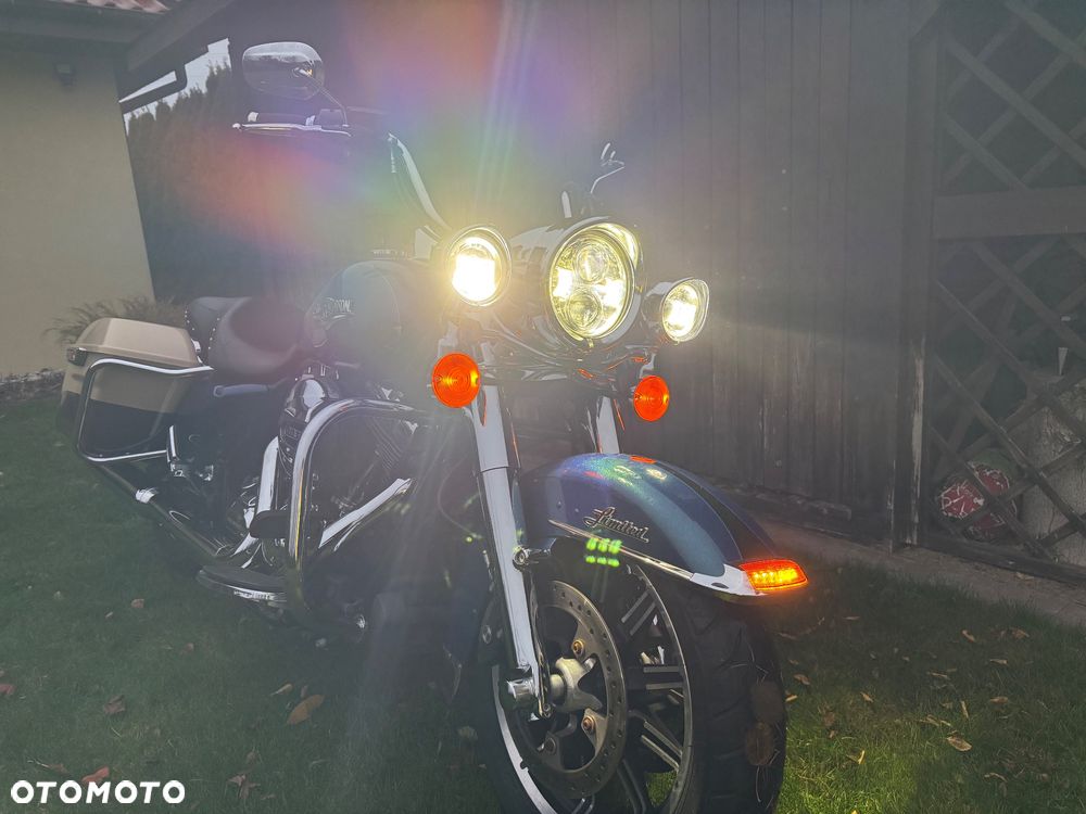 Harley-Davidson Touring Road King - 8