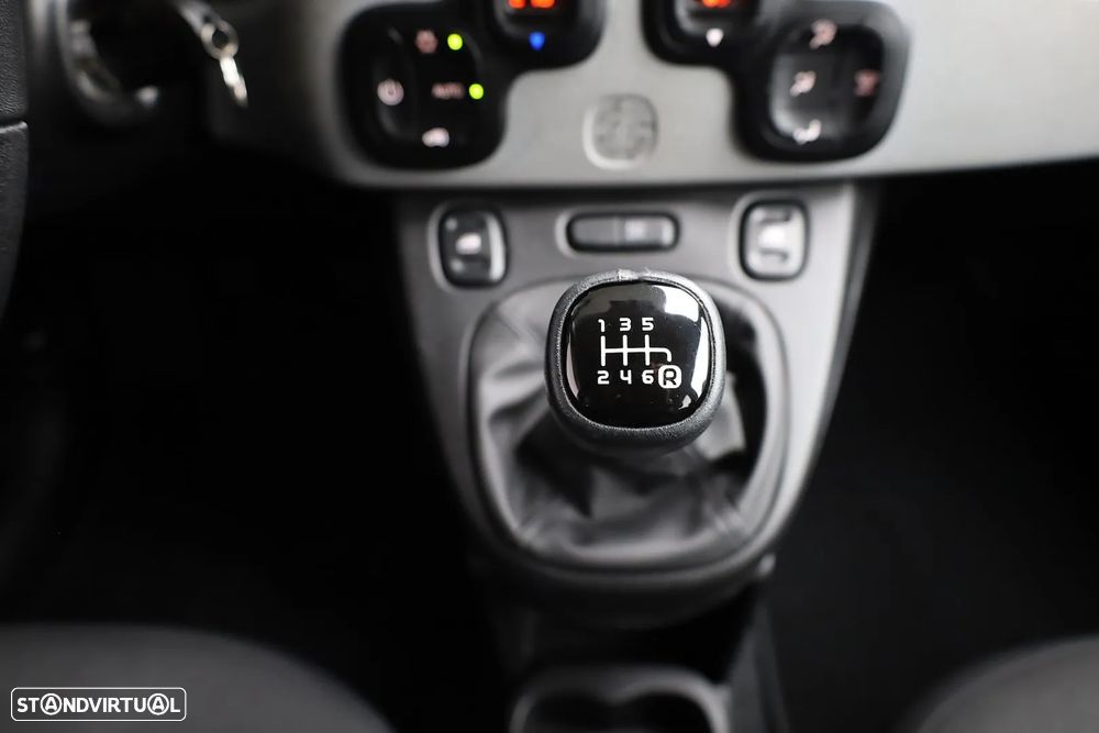 Fiat Panda 1.0 Hybrid City Cross - 16