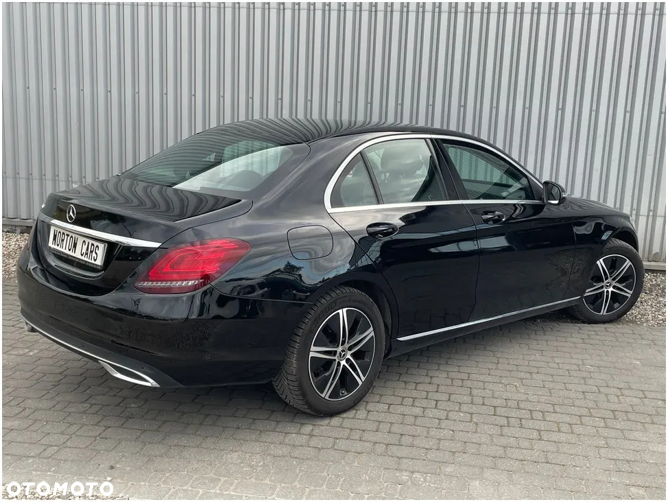 Mercedes-Benz Klasa C 180 9G-TRONIC - 8