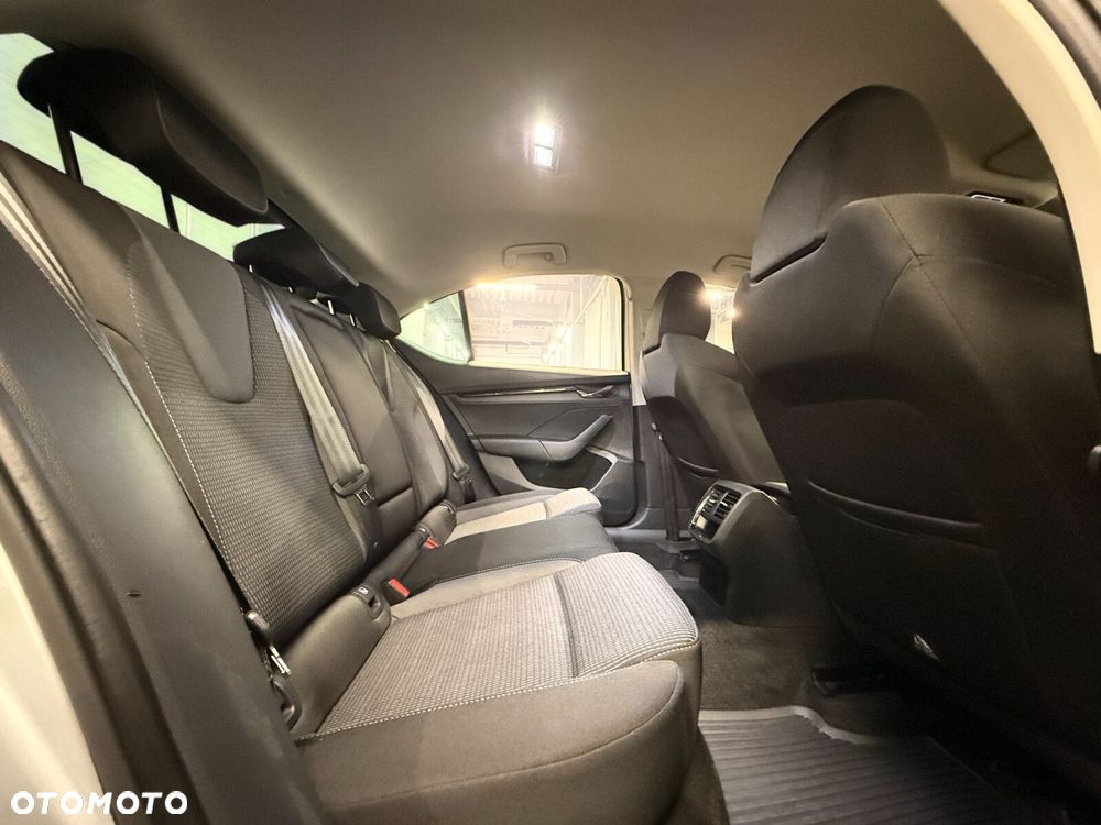 Skoda Octavia 1.5 TSI ACT Ambition - 22