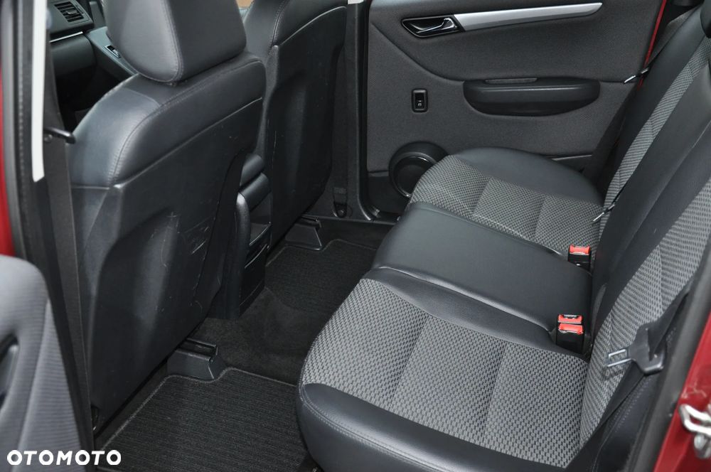 Mercedes-Benz Klasa B 150 Special Edition - 6