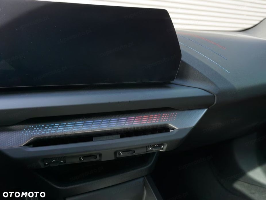 BMW Seria 2 220 mHEV - 10
