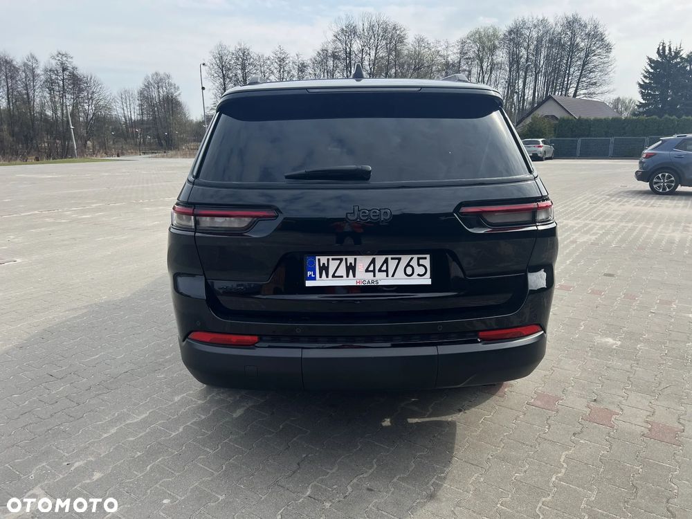 Jeep Grand Cherokee - 10