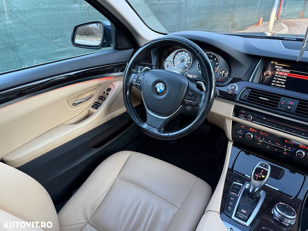 BMW Seria 5 535i xDrive - 15
