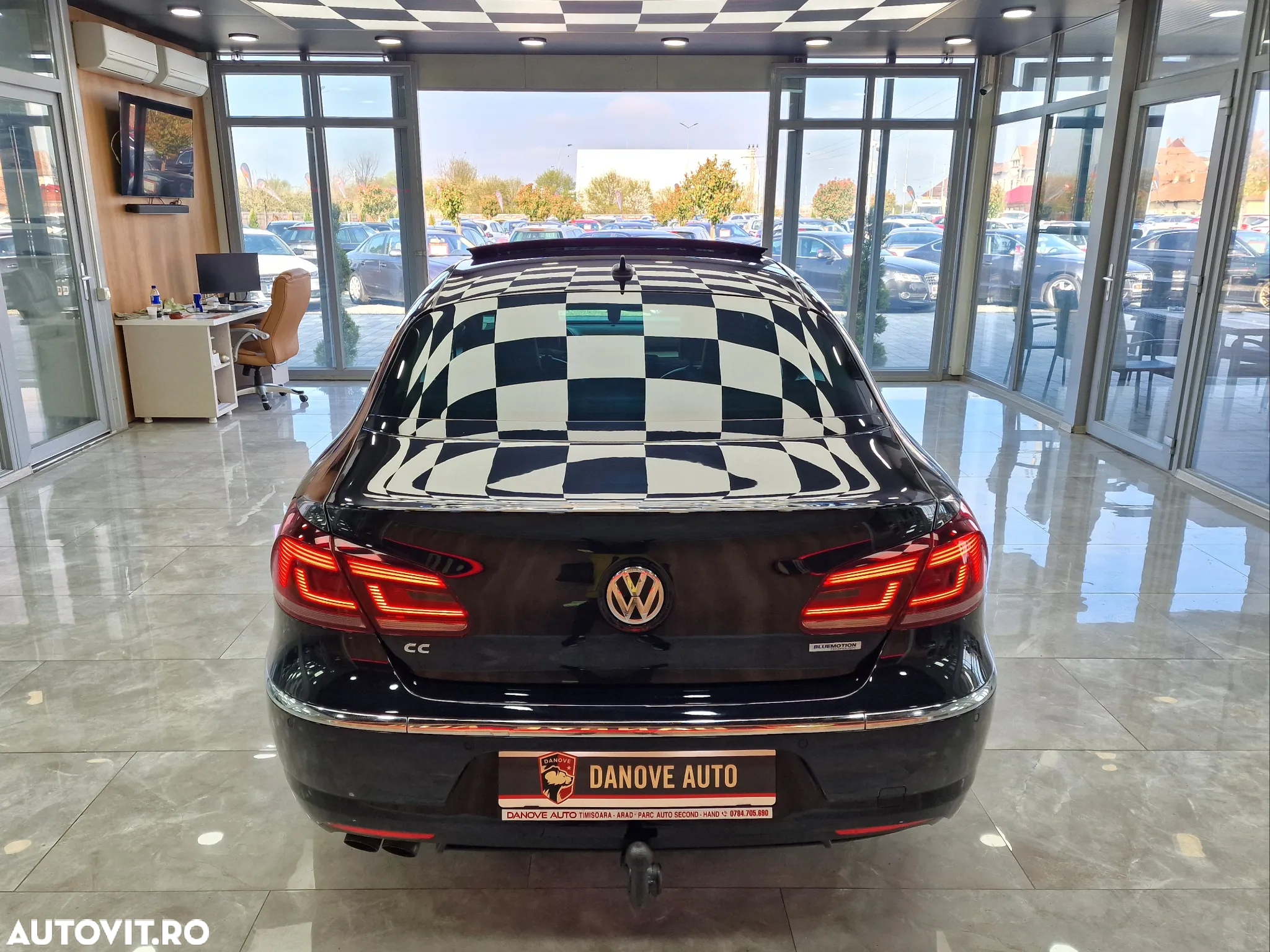 Volkswagen Passat CC 2.0 TDI BlueMotion Technology - 11