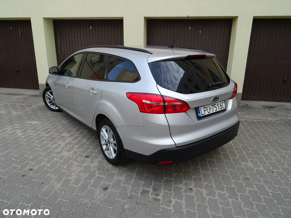 Ford Focus SW 1.6 TDCi DPF SYNC Edition - 4