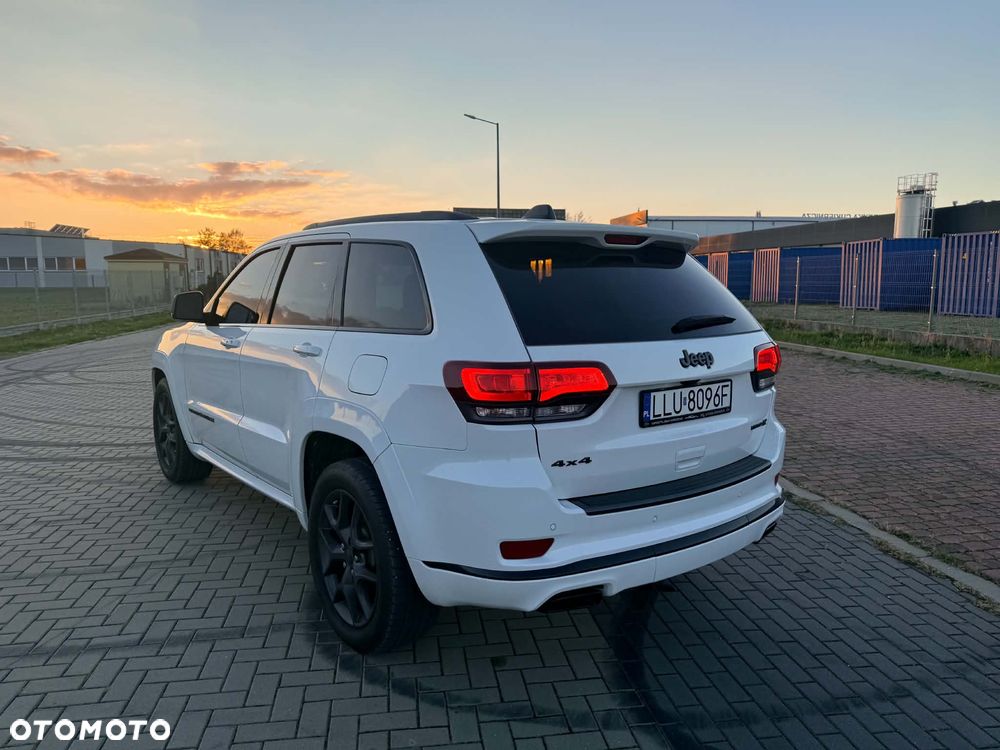 Jeep Grand Cherokee - 8