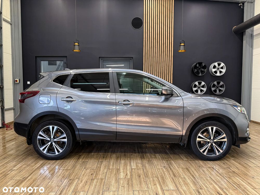 Nissan Qashqai 1.3 DIG-T N-Connecta DCT - 6