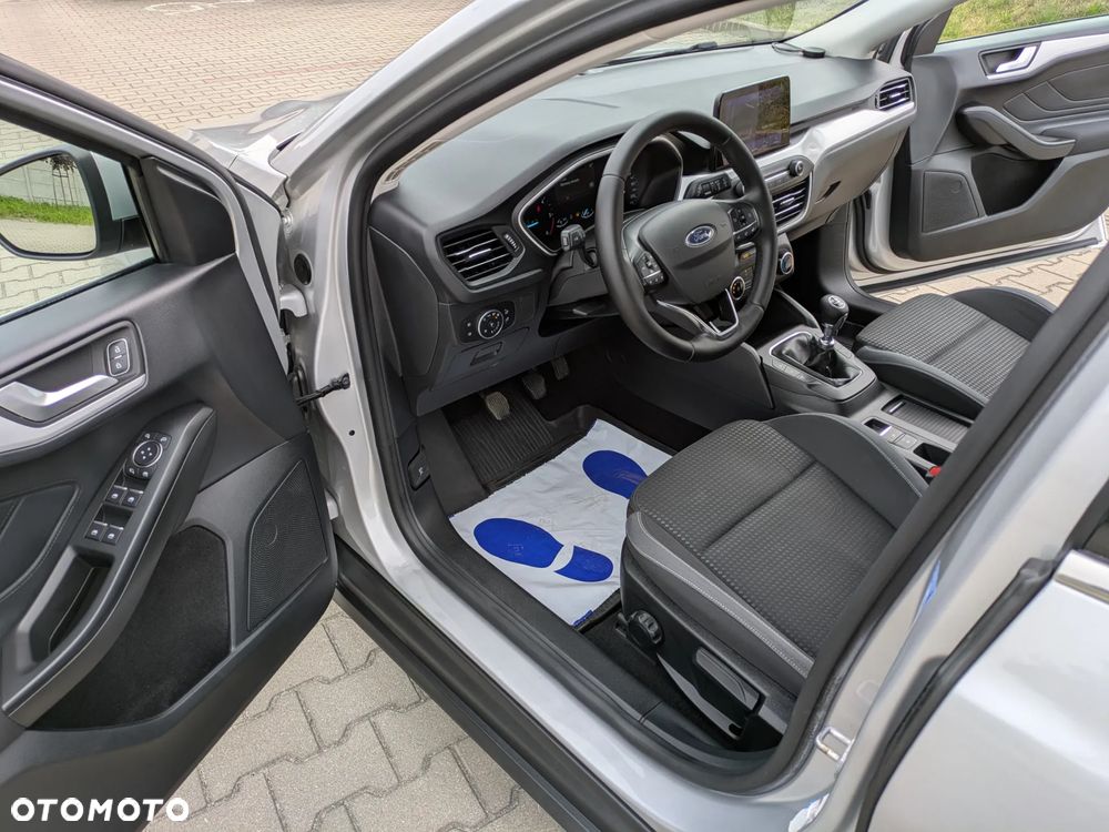 Ford Focus 1.5 EcoBlue Start-Stopp-System COOL&CONNECT - 21