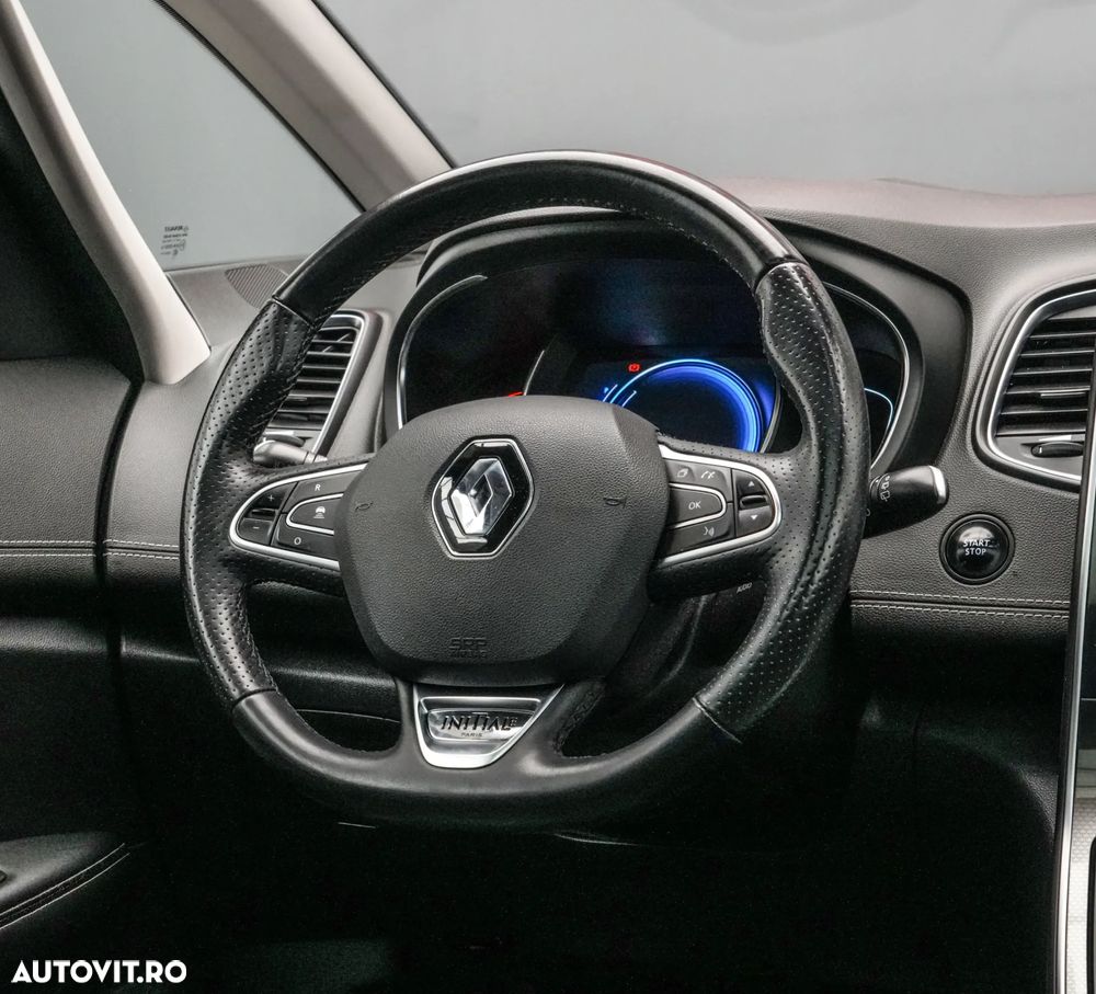 Renault Grand Scenic - 18