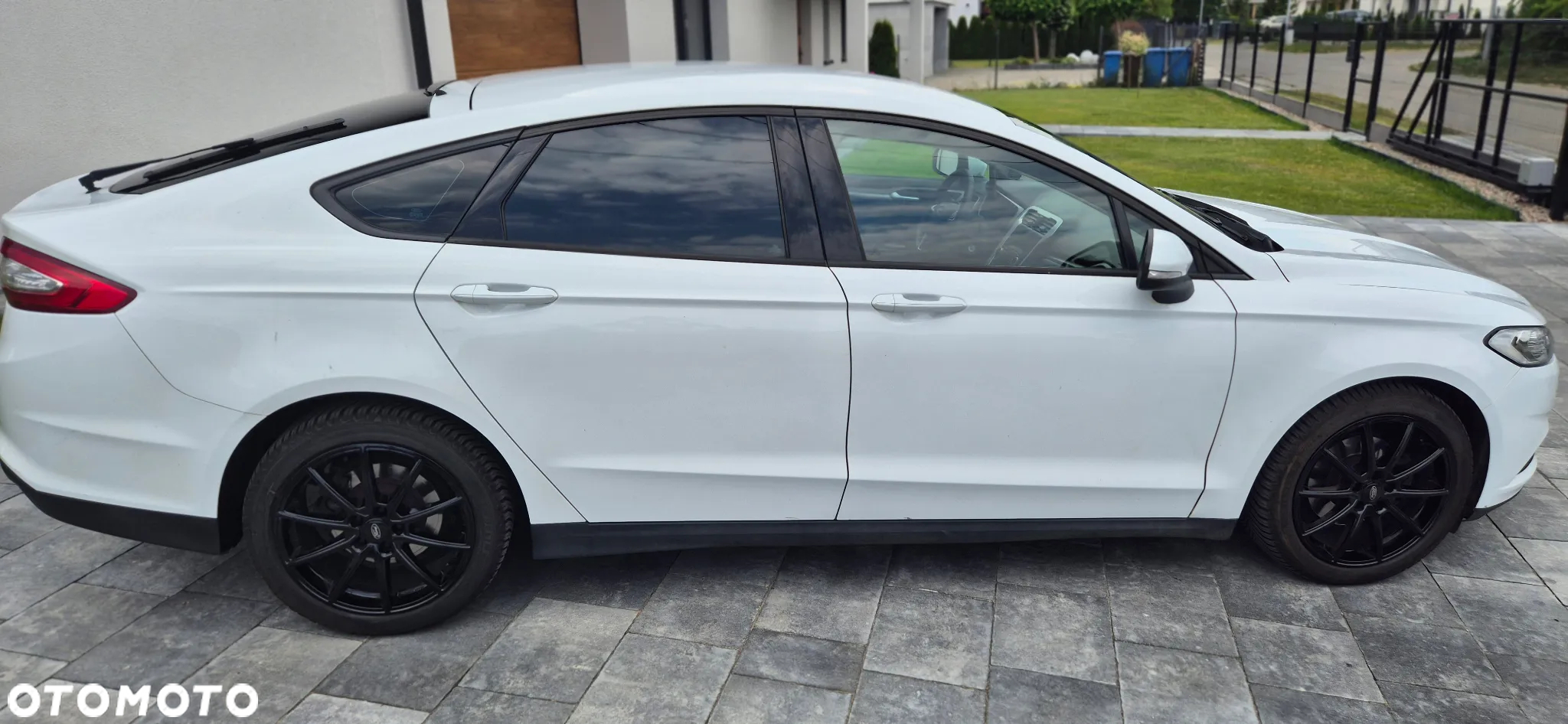 Ford Mondeo 2.0 TDCi Ambiente - 3