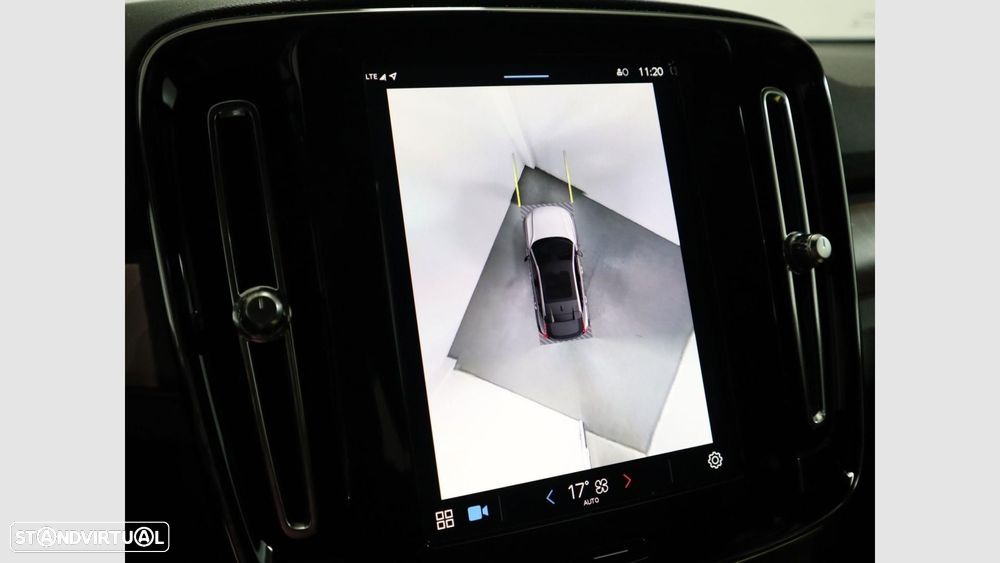 Volvo EC40 70 kWh Single Motor Black Edition - 17