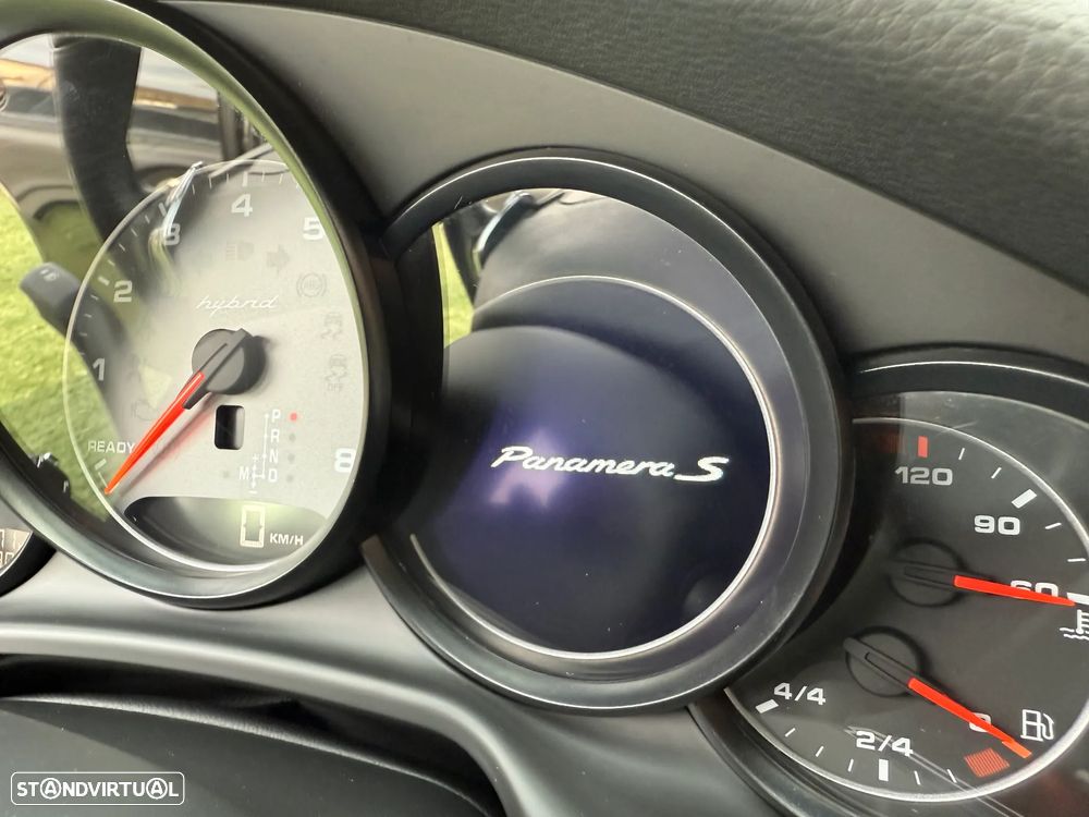 Porsche Panamera S Hybrid - 39