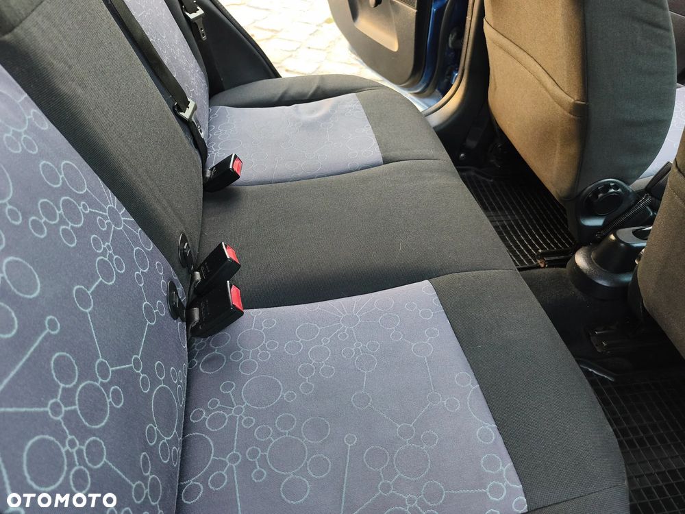 Ford Fiesta - 20