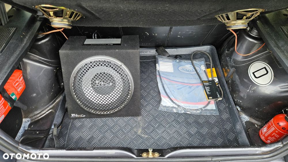 Volkswagen Golf 1.6 GL D - 39