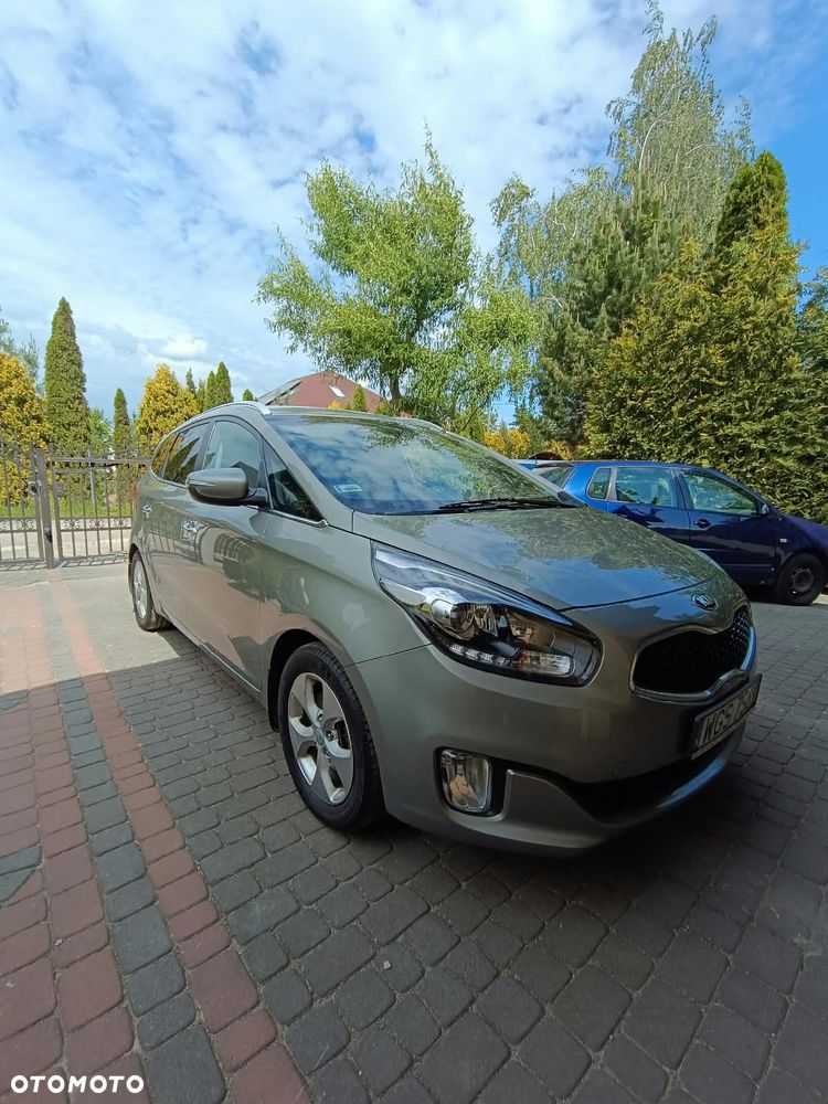 Kia Carens