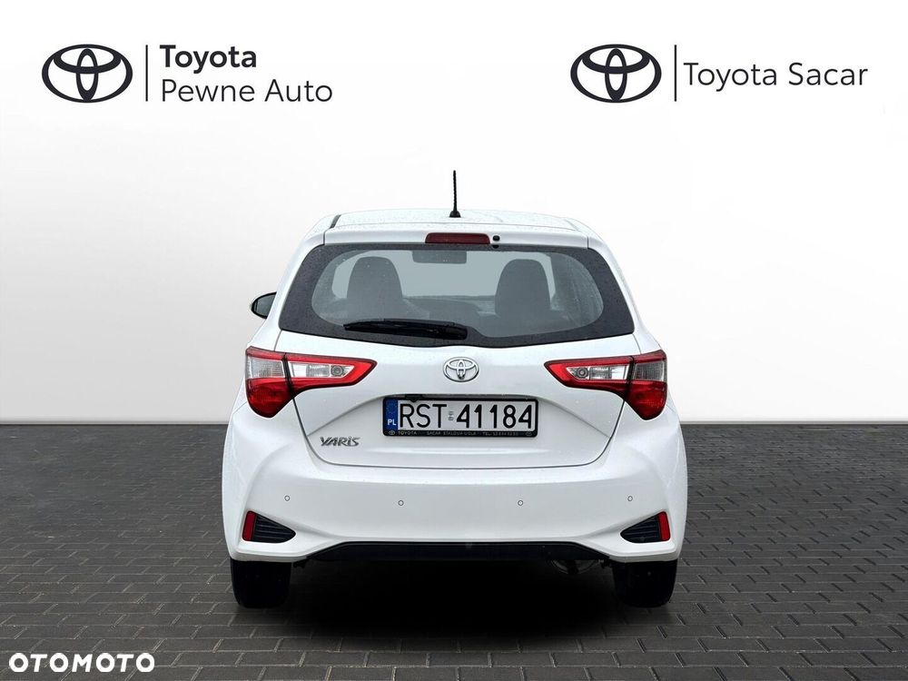 Toyota Yaris - 4