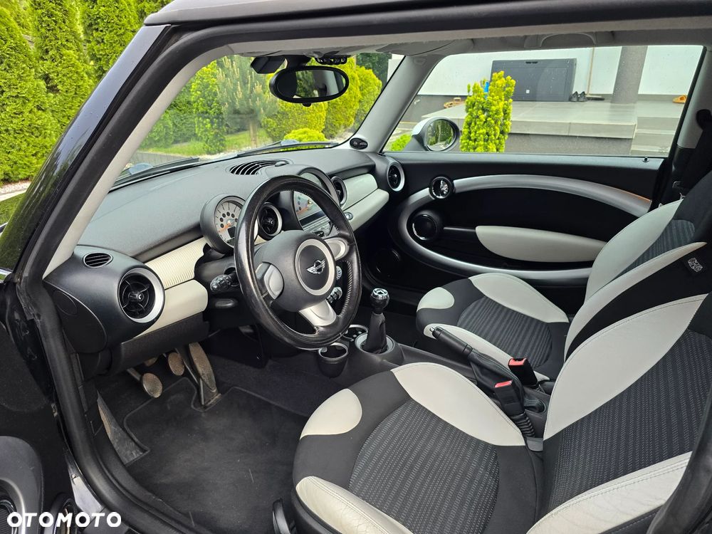 MINI Cooper 50 Camden - 9