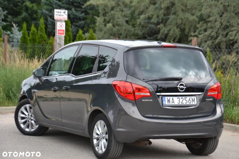 Opel Meriva 1.4 T Cosmo S&S - 3