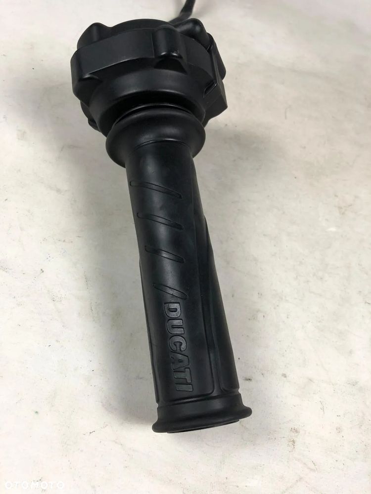 Ducati Panigale StreetFighter X-Diavel Prawa Manetka Rolgaz - 3