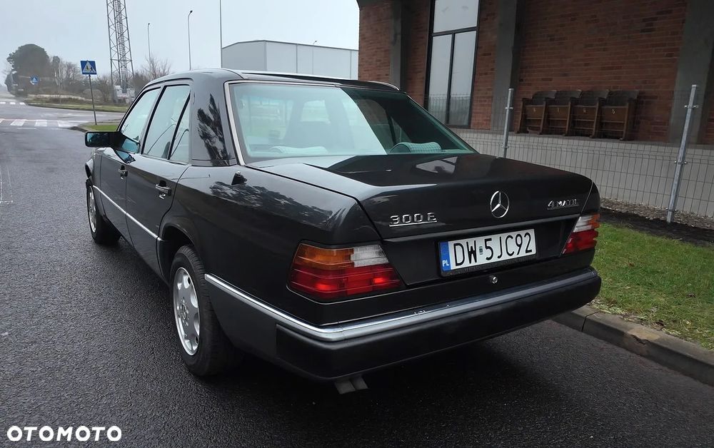 Mercedes-Benz Klasa E - 10