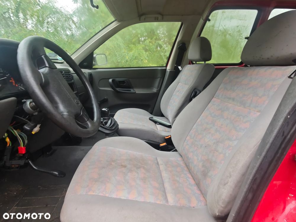 Volkswagen Caddy 1.4 B Mixt - 8