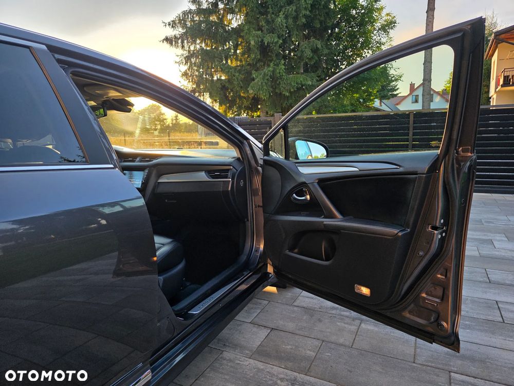Toyota Avensis - 29