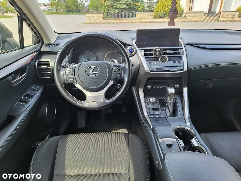 Lexus NX - 8