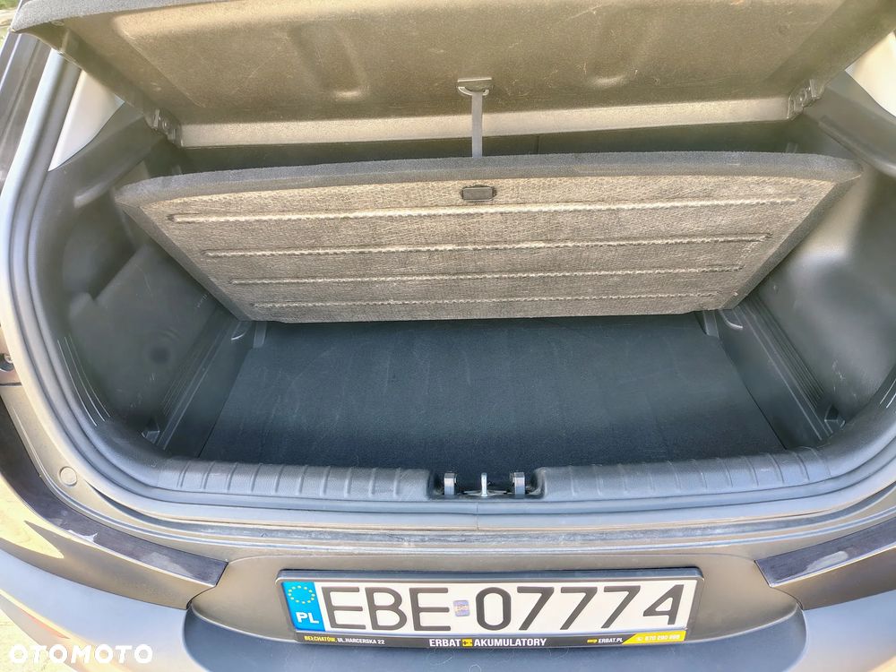 Kia Stonic 1.4 L - 11