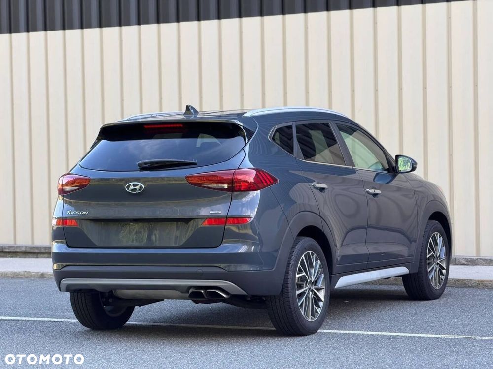 Hyundai Tucson - 4